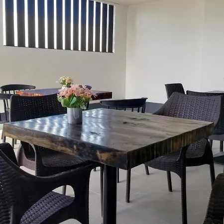 M Liloan Pension House